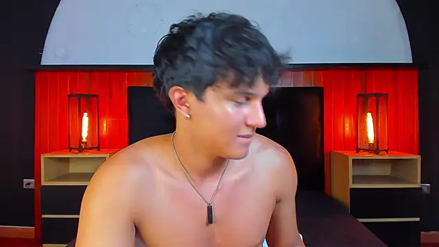 Leo_Savage_ webcam