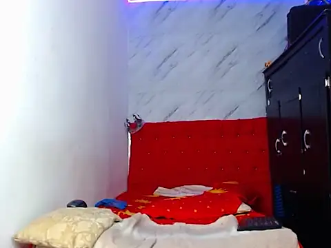 Sexybella_13 webcam