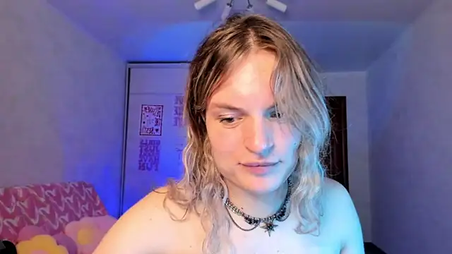 milliKira006 webcam