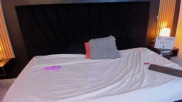 twodolls18 - Twodolls18's free webcam - UK Sex Cams