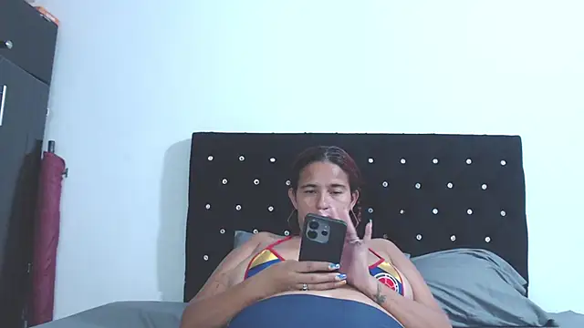 isabella_dirty69 webcam