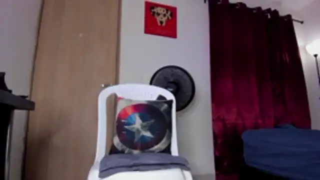Cloudy_pigDude webcam