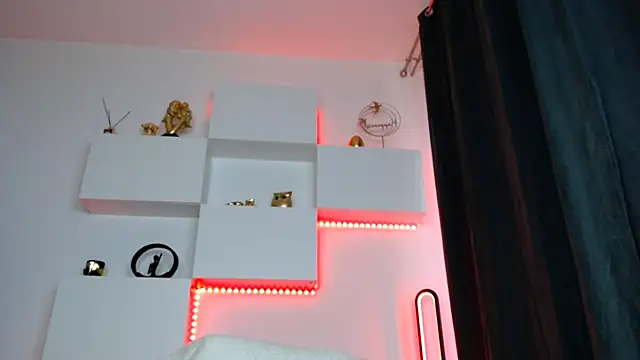 arianatattoos webcam