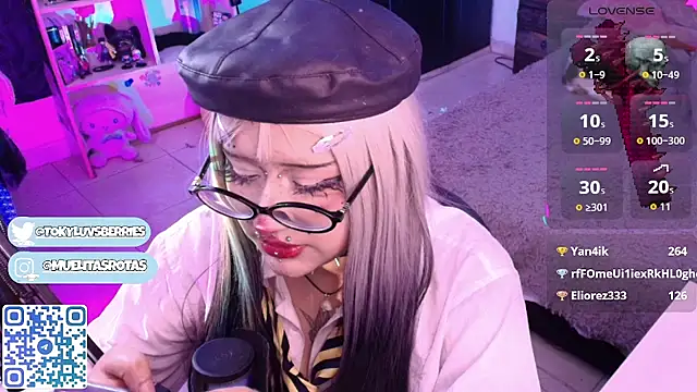 toky_doll webcam