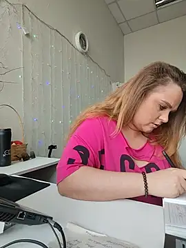 Juicy_PeachLux webcam