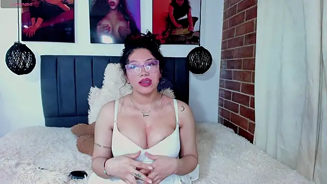 kyliejenner_hot webcam