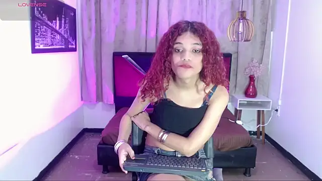 luisa__torres webcam