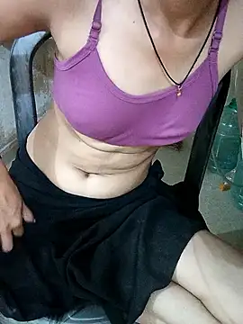 Naughty_Ada webcam