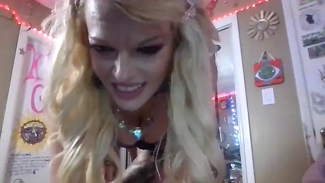 marilyn420 webcam