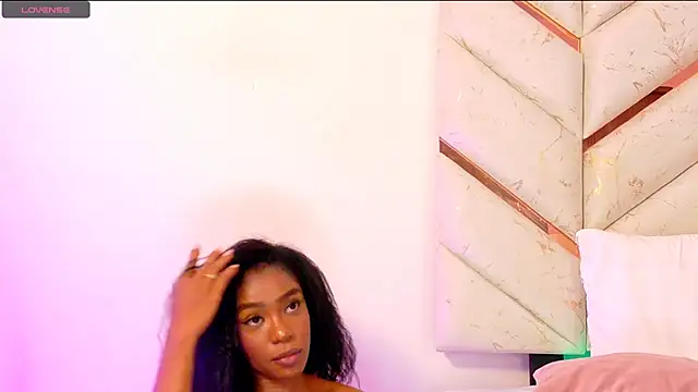 AlanaDoll webcam