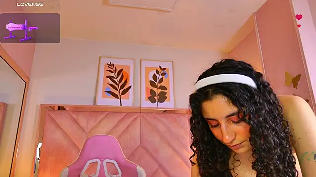 DemiJones_ webcam