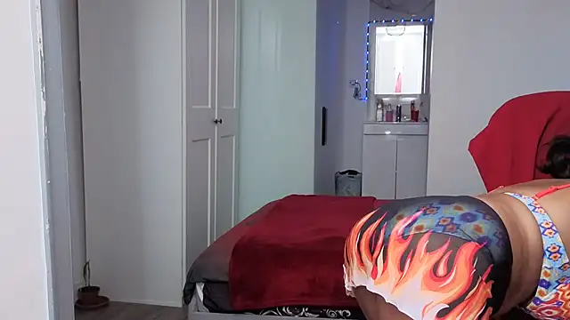 HotSpicyGujju webcam