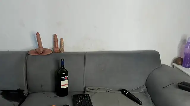 Doja_Peach webcam