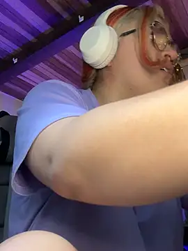 Sophia_Weest99 webcam