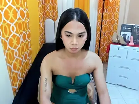 TsAlexa_Blaire webcam