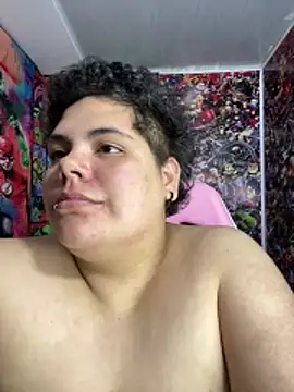 Hailey_Curvy webcam