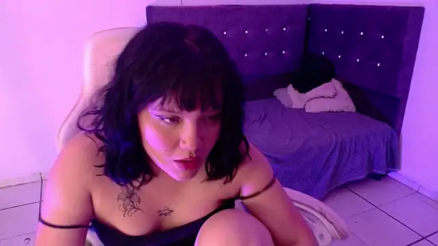 Violetpaige1 webcam
