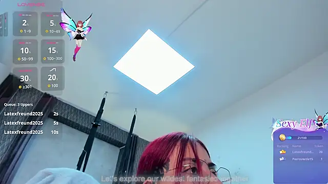 selene_red_ webcam