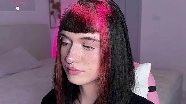Erodia73 - Couple webcam sex chat