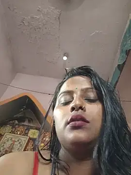 Jasmine_Januja webcam