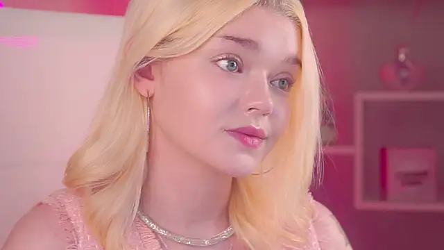 AdeleCartier webcam
