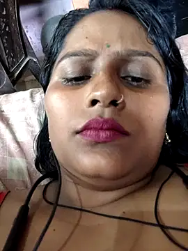 Jasmine_Januja webcam