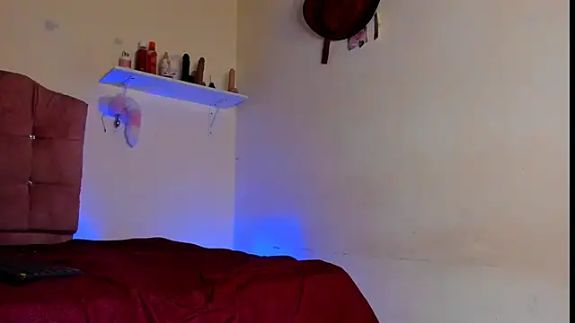 Alyn__miller webcam