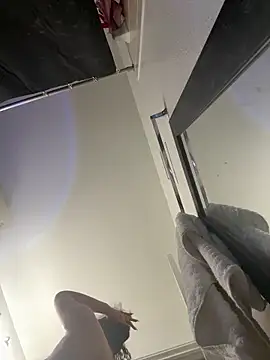 Lickplayofficial webcam