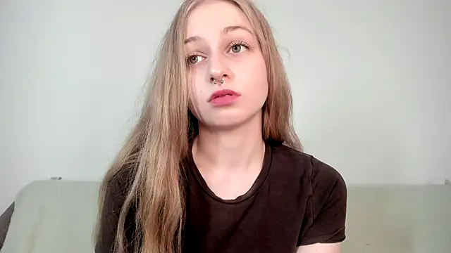MiaMews webcam