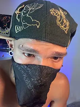 CRAZY-BOY99 webcam
