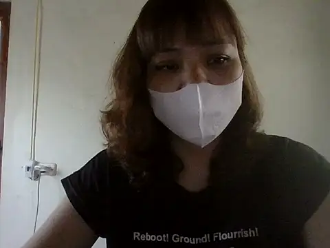 Angela-Eira webcam