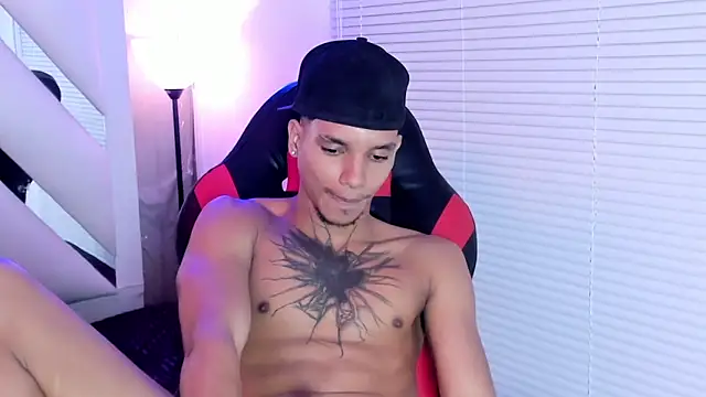 kai_storm77 webcam