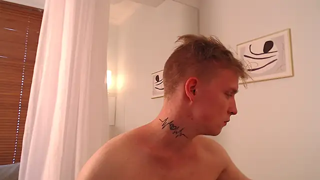 alexxsweet - AlexxSweet's free webcam - UK Sex Cams