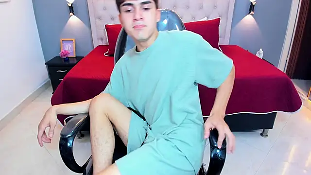 Tommy18__ webcam