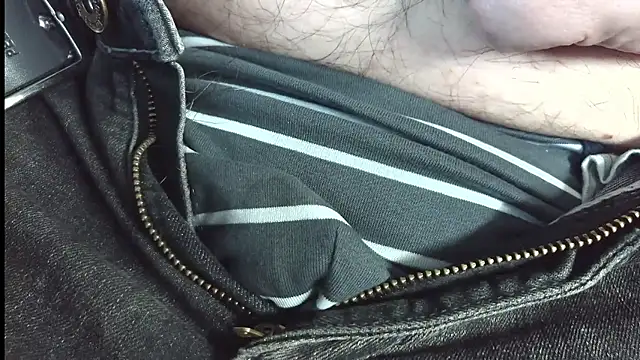 hairyandtiny webcam