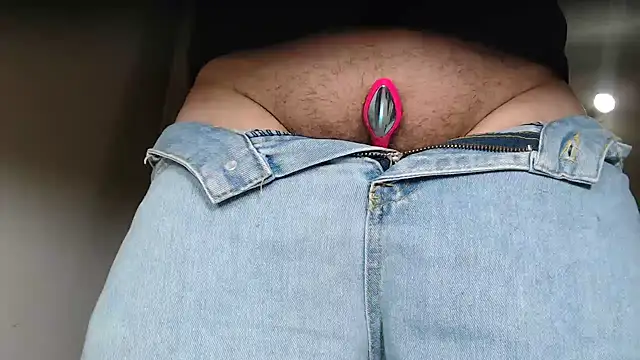 EmmyHornyDirty webcam