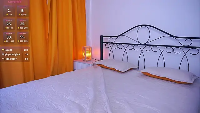 VeronaCritchlow webcam