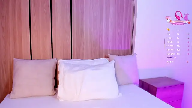 nina_desire_ webcam