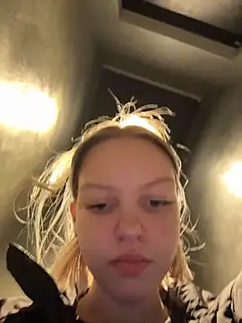 AshleyMur webcam