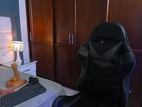 RED_VIOLETH webcam