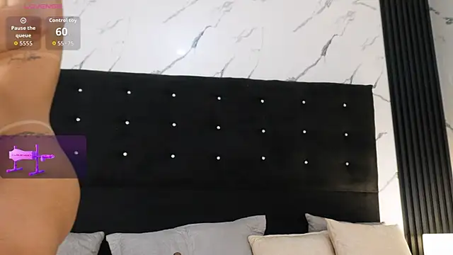 Annyy_Rosse webcam