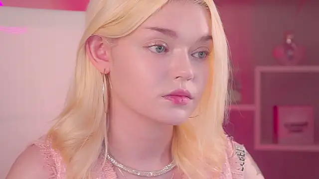 AdeleCartier webcam