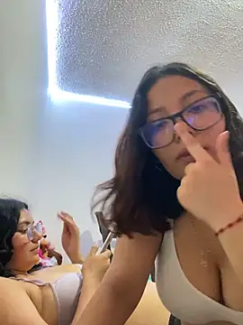 arymoon777 webcam