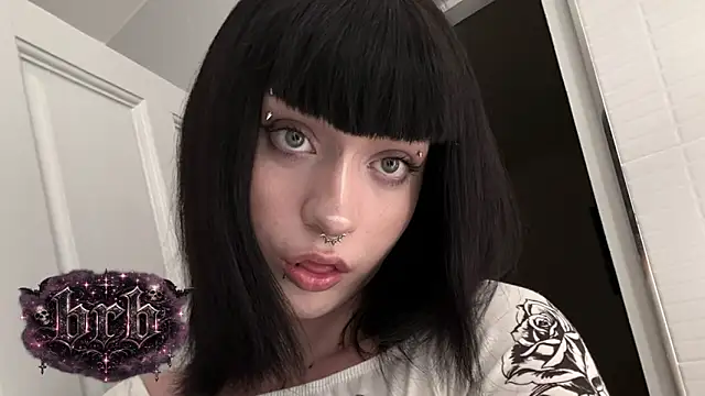 Vailyreb_ webcam