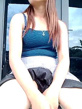 Zara-Lina webcam