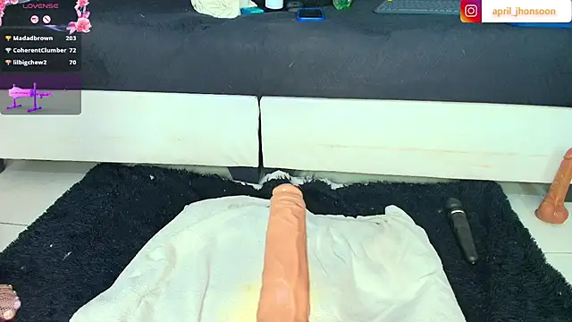 april_jhonsson webcam