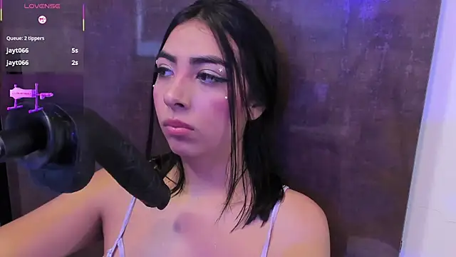 cherry_skinny_ webcam