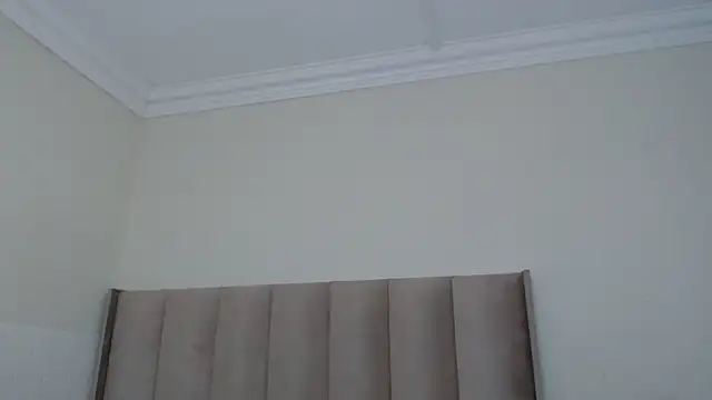 CuteHoney92 webcam