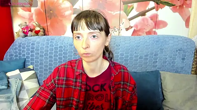 TayanaJons webcam