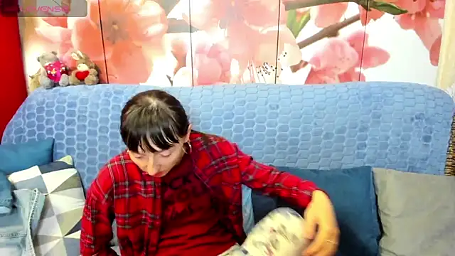 TayanaJons webcam